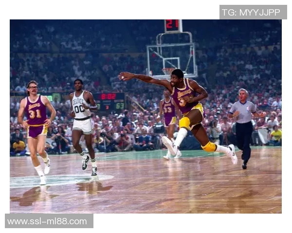 追梦畅谈魔术师时代的辉煌与当今NBA的强大对比